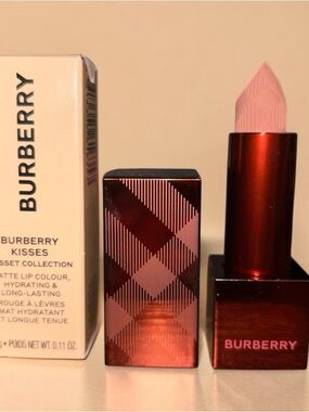 Burberry Kisses Matte Lipstick - Chestnut Nude